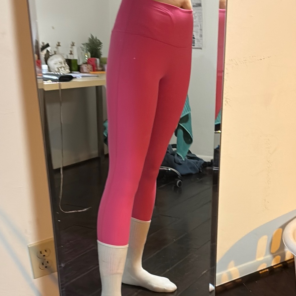 Lululemon Athletica Hot Pink Leggings